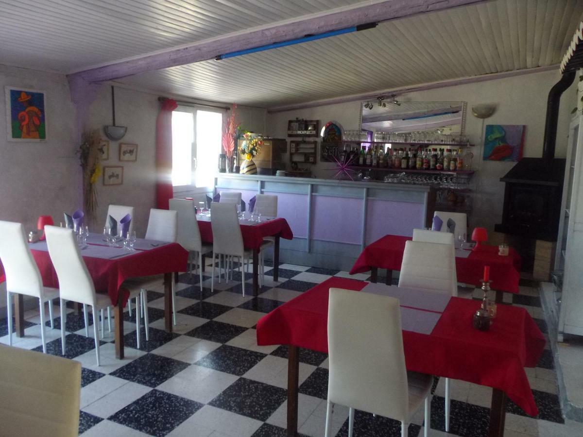 Auberge Des Garrigues Nîmes Eksteriør billede