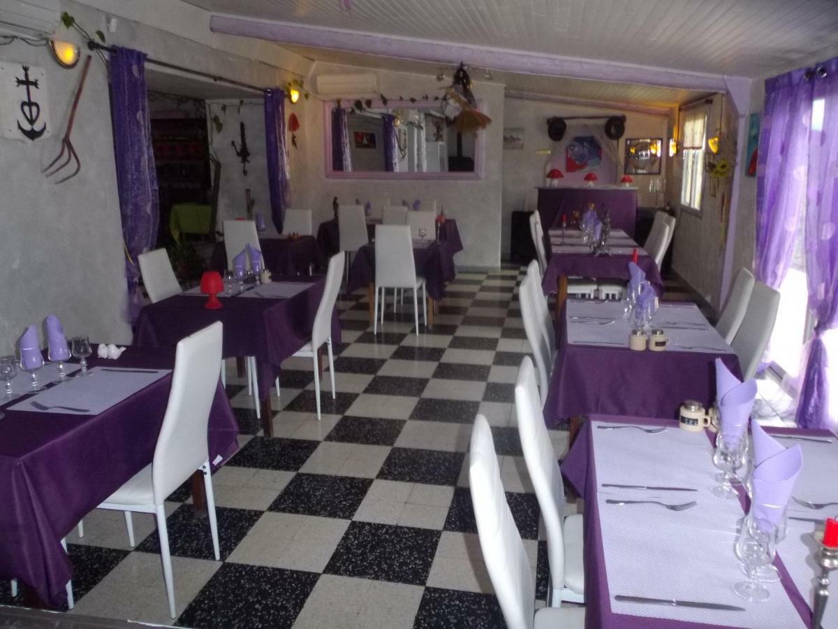 Auberge Des Garrigues Nîmes Eksteriør billede
